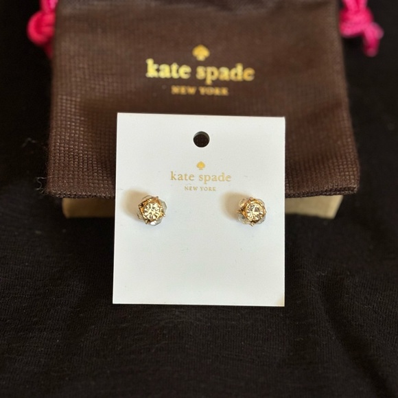Lady Marmalade Stud Earrings - Picture 1 of 7